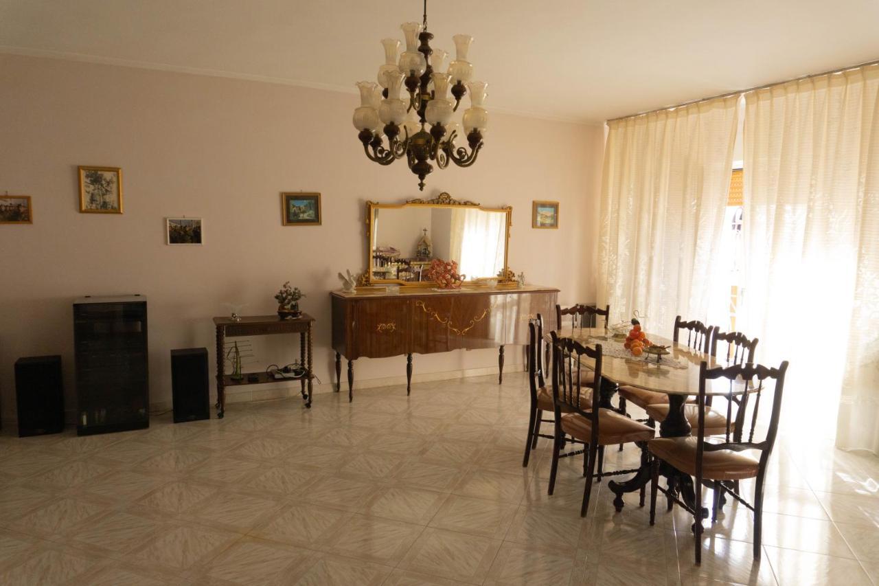 A'Rasal Hotel Irsina Luaran gambar